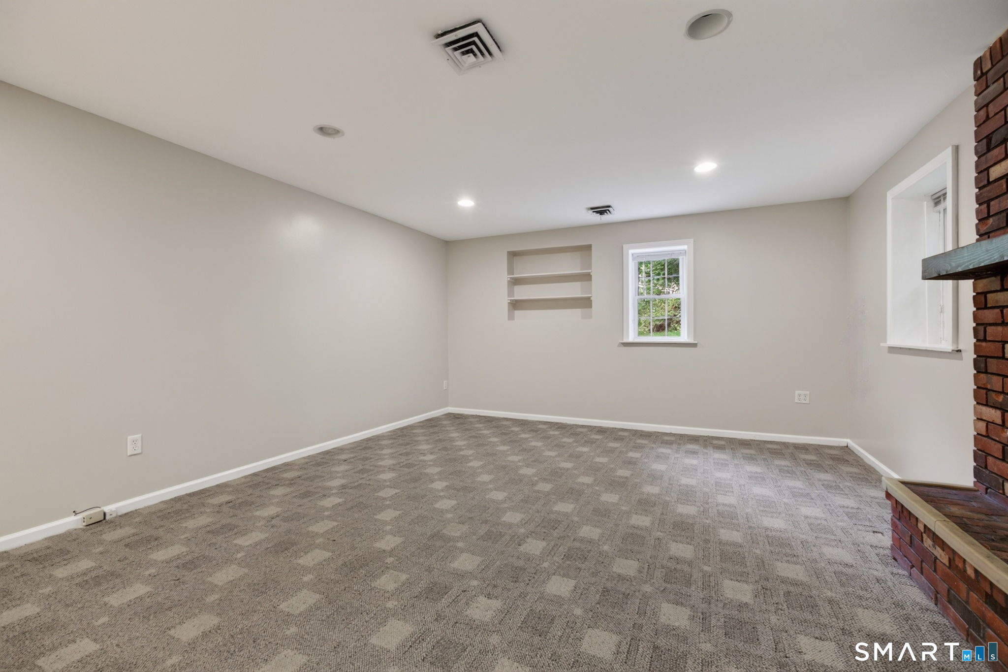 884 Indian Hill Road Orange CT 06477