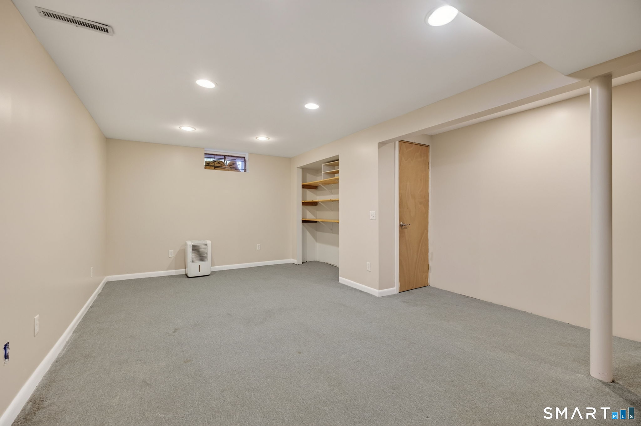 884 Indian Hill Road Orange CT 06477