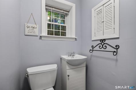 884 Indian Hill Road Orange CT 06477