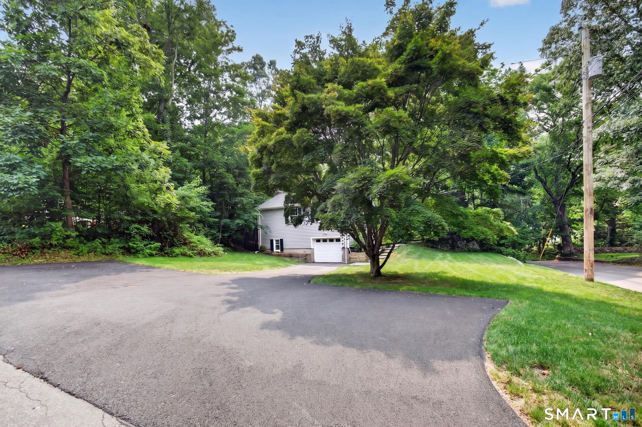884 Indian Hill Road Orange CT 06477