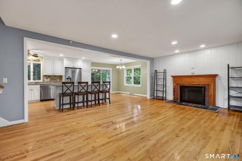 884 Indian Hill Road Orange CT 06477