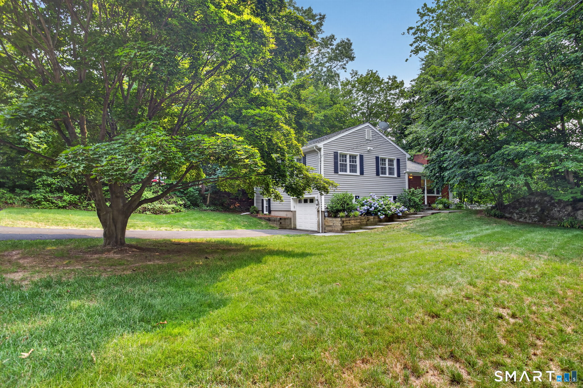 884 Indian Hill Road Orange CT 06477