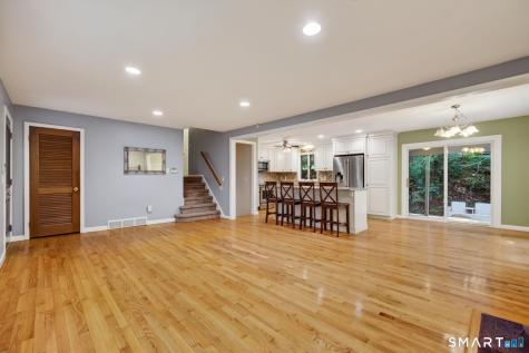 884 Indian Hill Road Orange CT 06477