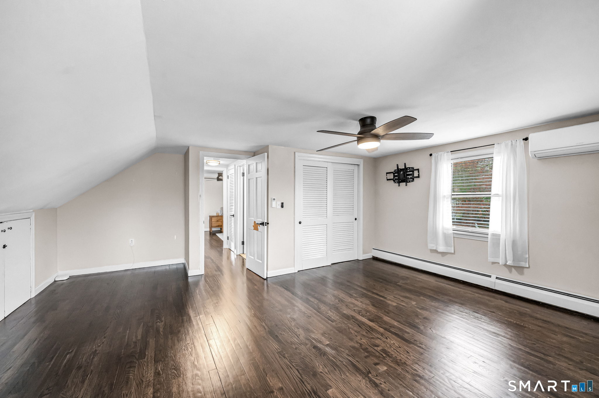 105 First Street Suffield CT 06078