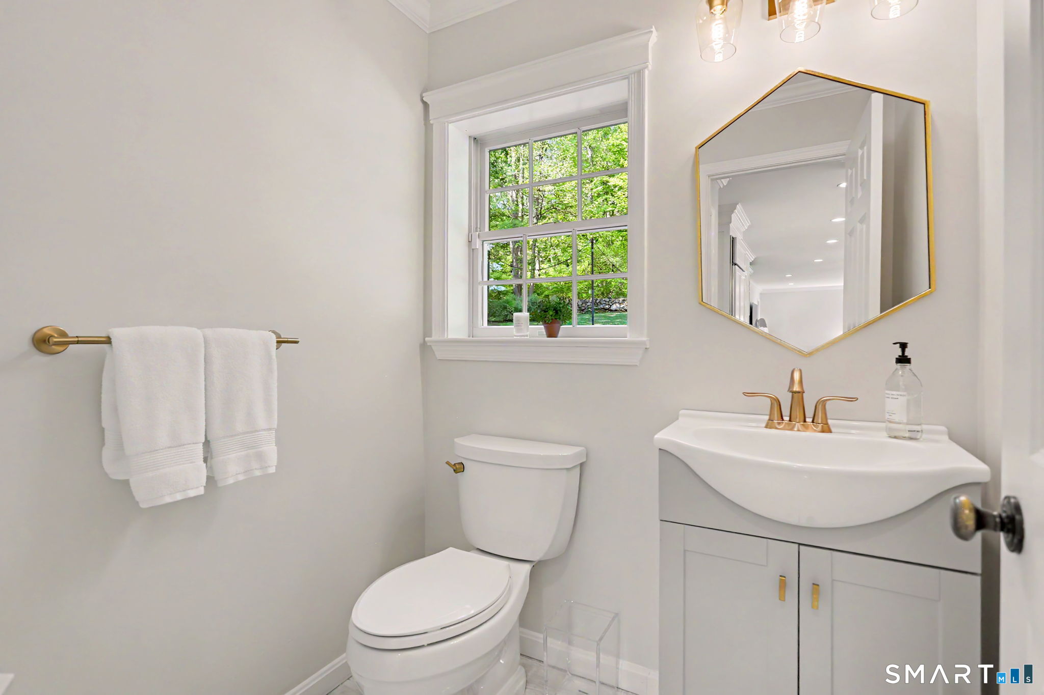 463 White Oak Shade Road New Canaan CT 06840
