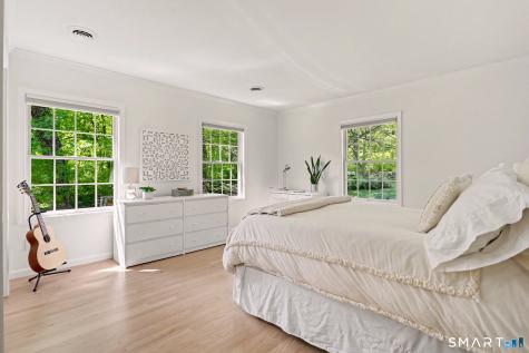 463 White Oak Shade Road New Canaan CT 06840