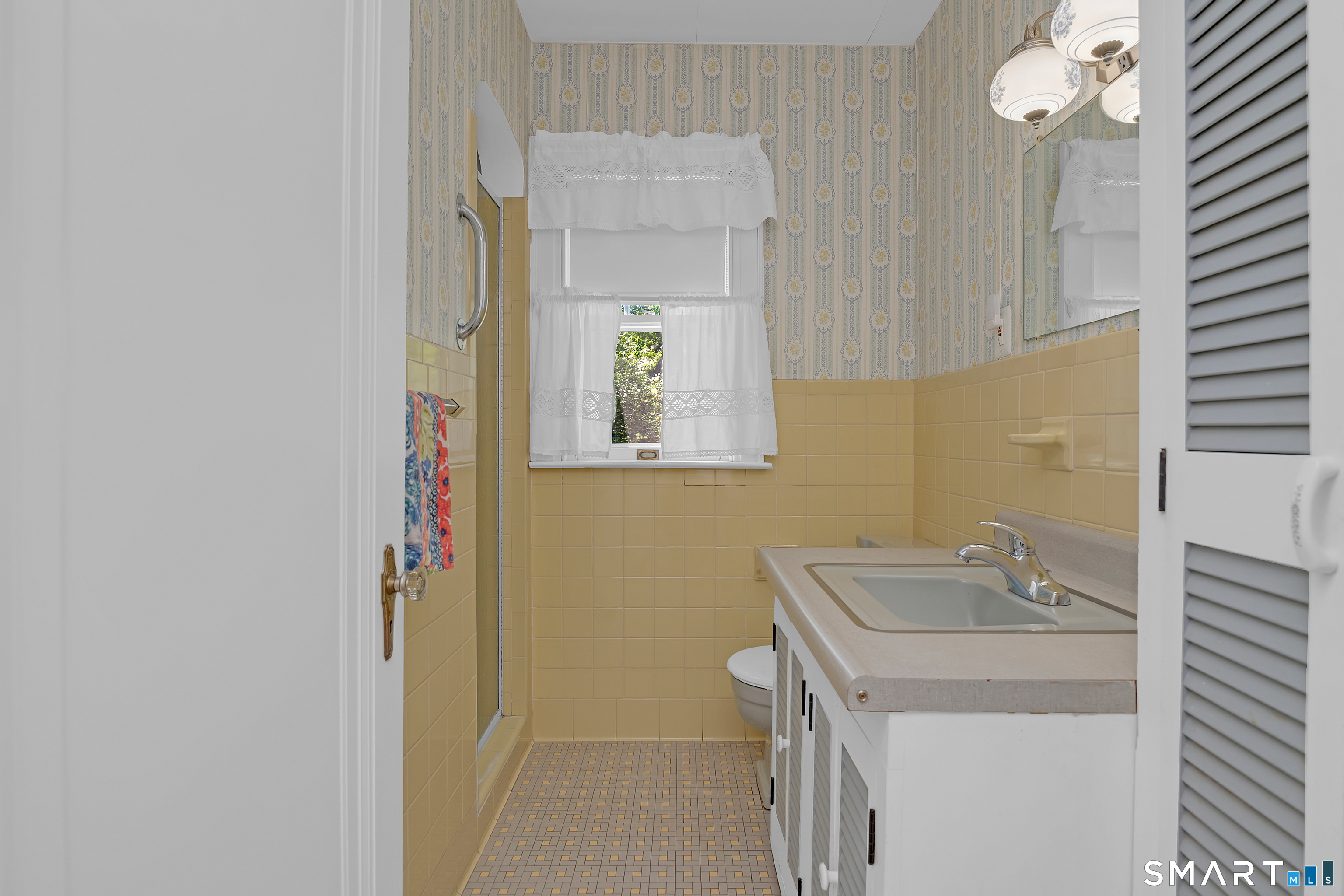 103 Peck Road Bethany CT 06524
