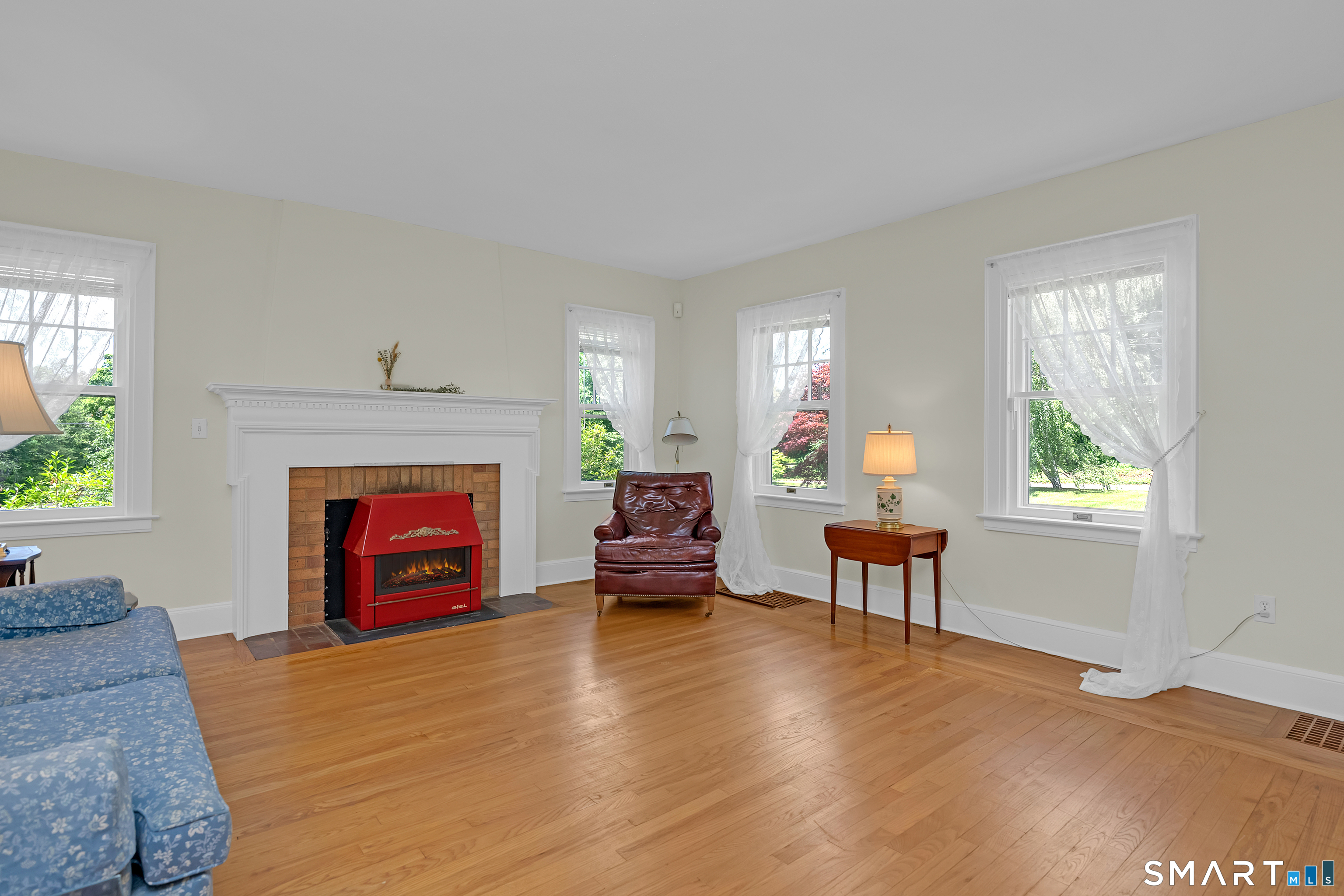 103 Peck Road Bethany CT 06524
