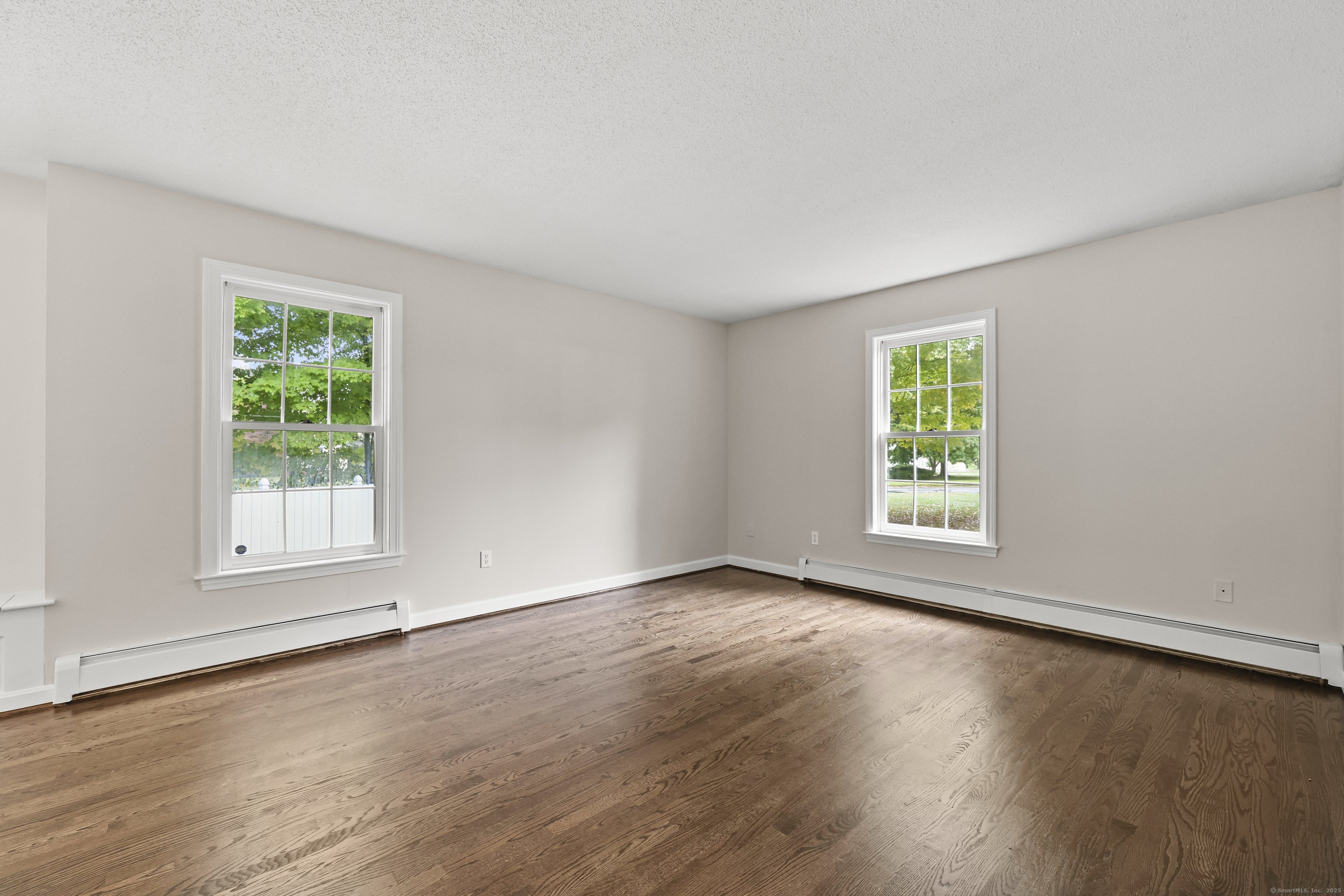 643 Burnham West Street Manchester CT 06042