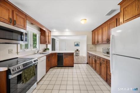 74 Rye Street East Windsor CT 06016