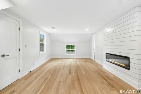 110 Cross Highway Westport CT 06880