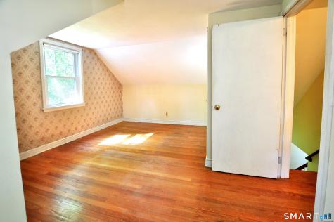 5 Robin Road Simsbury CT 06070