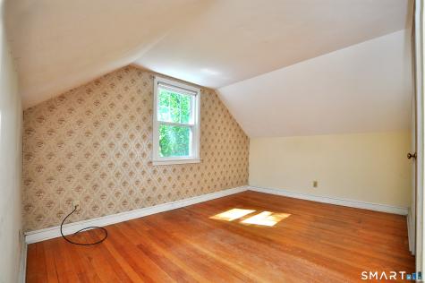 5 Robin Road Simsbury CT 06070
