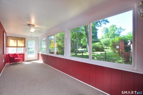 5 Robin Road Simsbury CT 06070