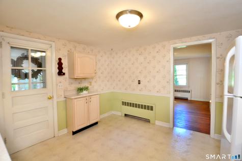 5 Robin Road Simsbury CT 06070