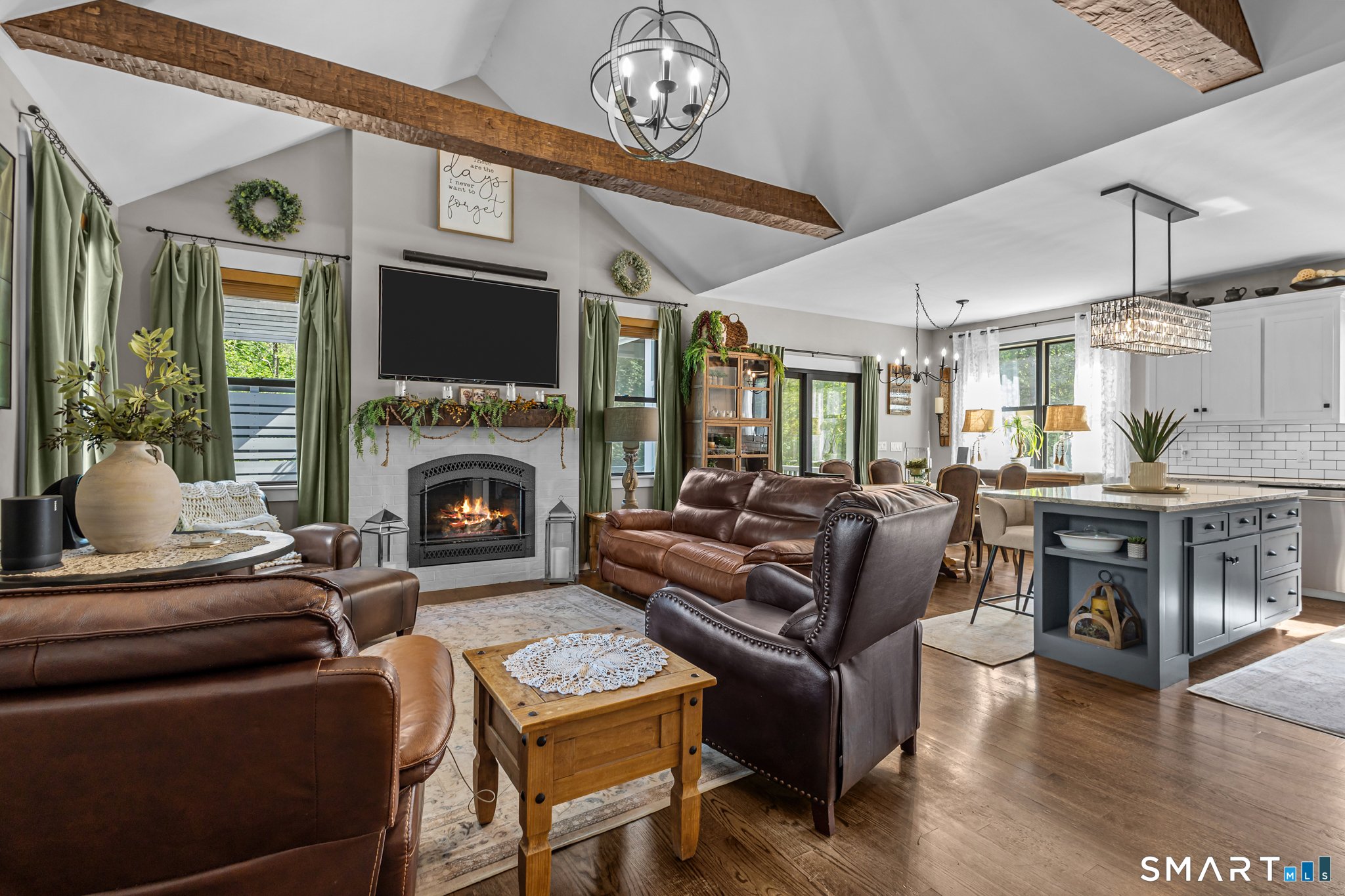 142 Quinebaug Road Thompson CT 06255