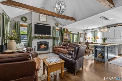 142 Quinebaug Road Thompson CT 06255