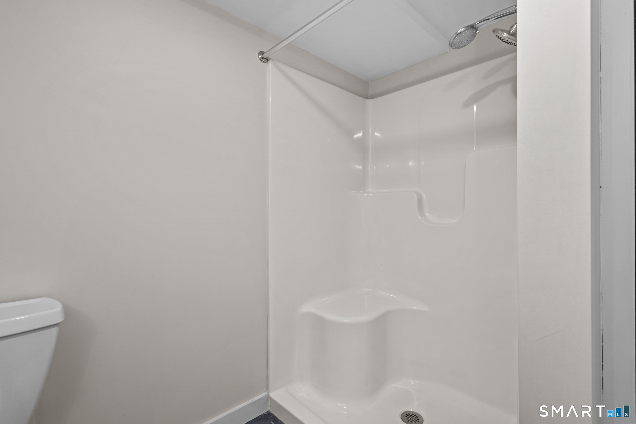 142 Quinebaug Road Thompson CT 06255