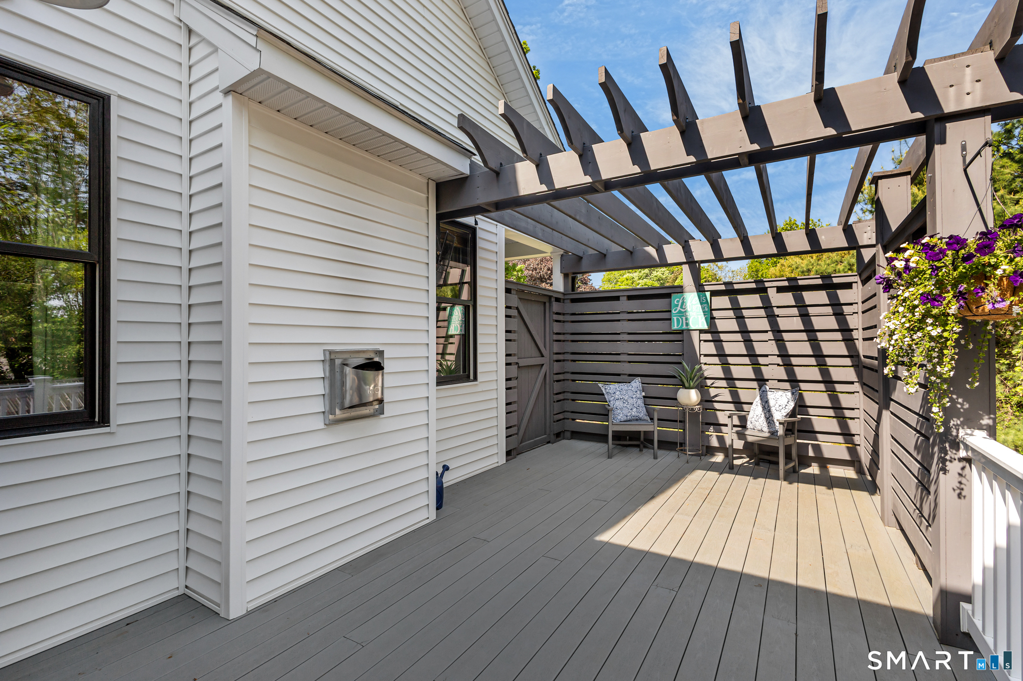 142 Quinebaug Road Thompson CT 06255