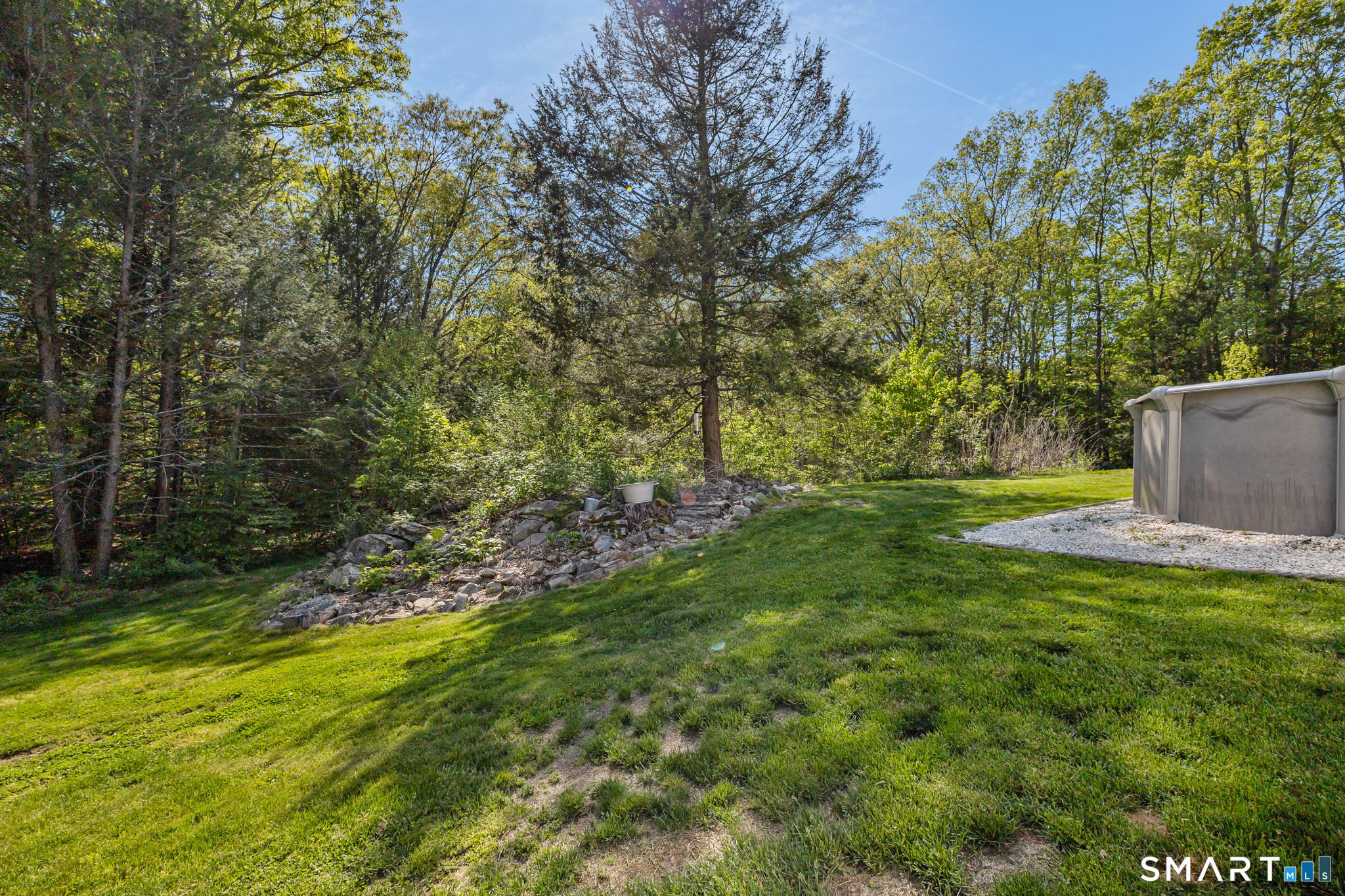 142 Quinebaug Road Thompson CT 06255