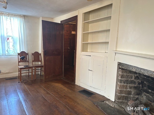 110 East Main Street Clinton CT 06413
