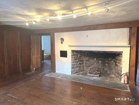 110 East Main Street Clinton CT 06413