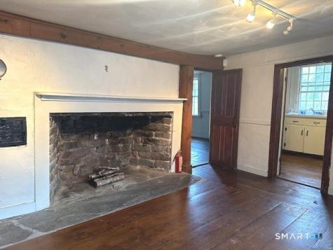 110 East Main Street Clinton CT 06413