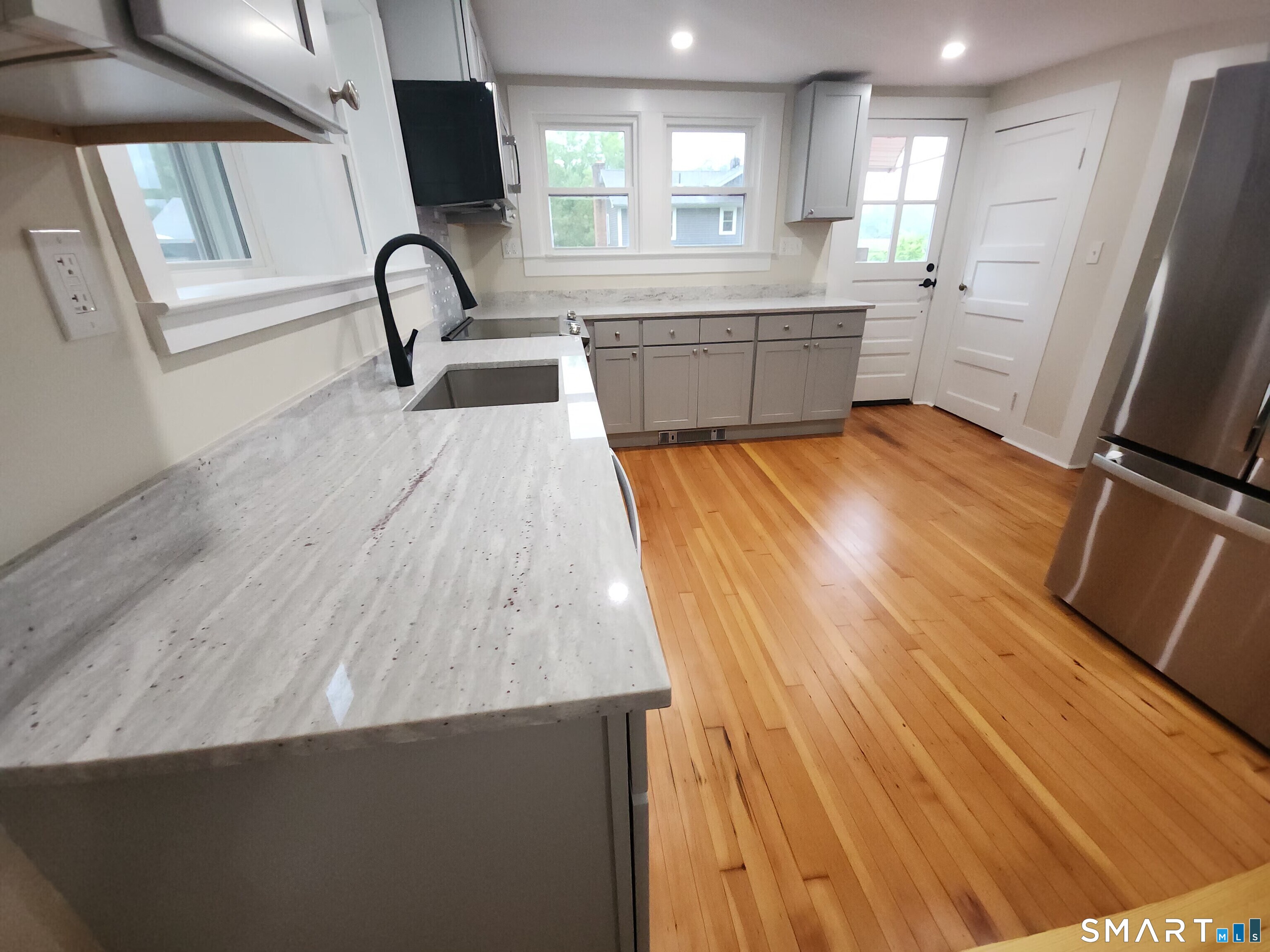 20 Hicksville Road Cromwell CT 06416