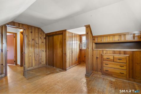 4 Bowen Road North Haven CT 06473