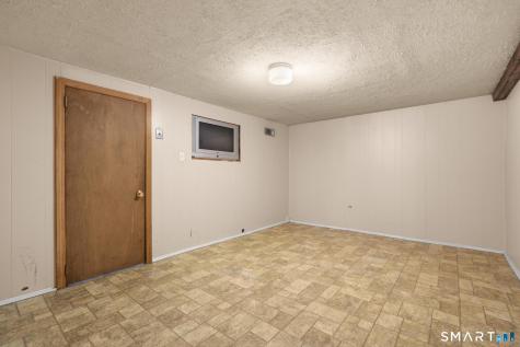 4 Bowen Road North Haven CT 06473
