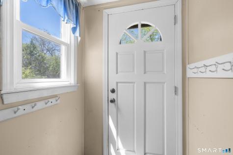 4 Bowen Road North Haven CT 06473