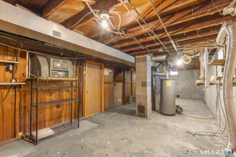 4 Bowen Road North Haven CT 06473