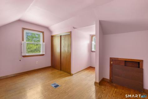 4 Bowen Road North Haven CT 06473