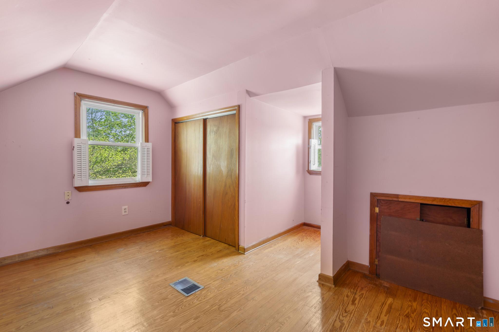 4 Bowen Road North Haven CT 06473
