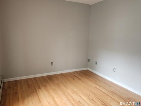 54 Sorensen Road West Haven CT 06516