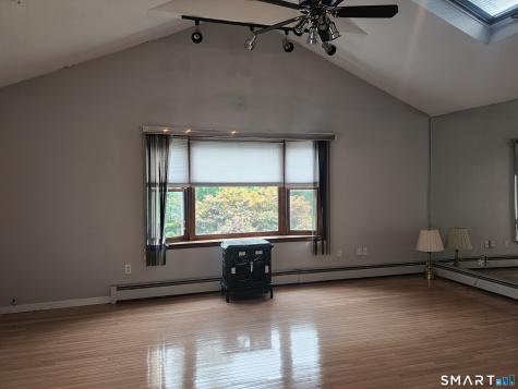 54 Sorensen Road West Haven CT 06516