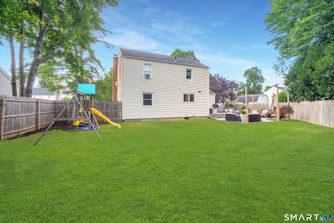 137 Mohawk Drive West Hartford CT 06117