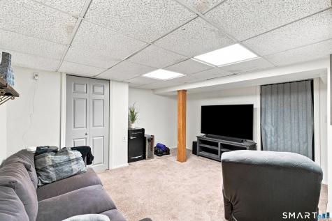 47 Buckland Road Wethersfield CT 06109