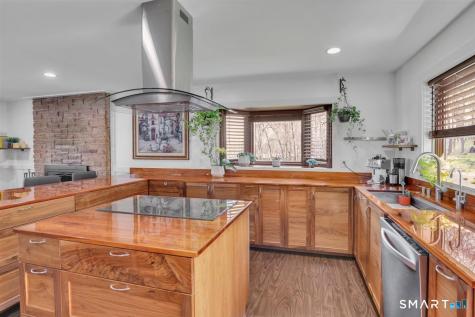 202 Coles Road Cromwell CT 06416