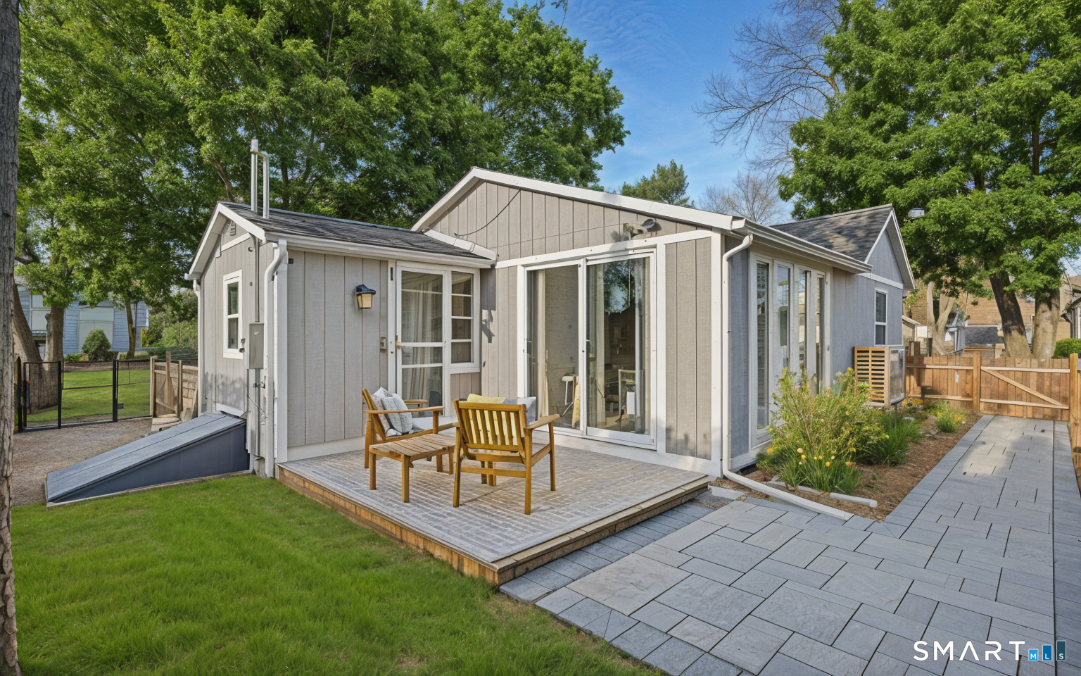 53 Maple Street Darien CT 06820