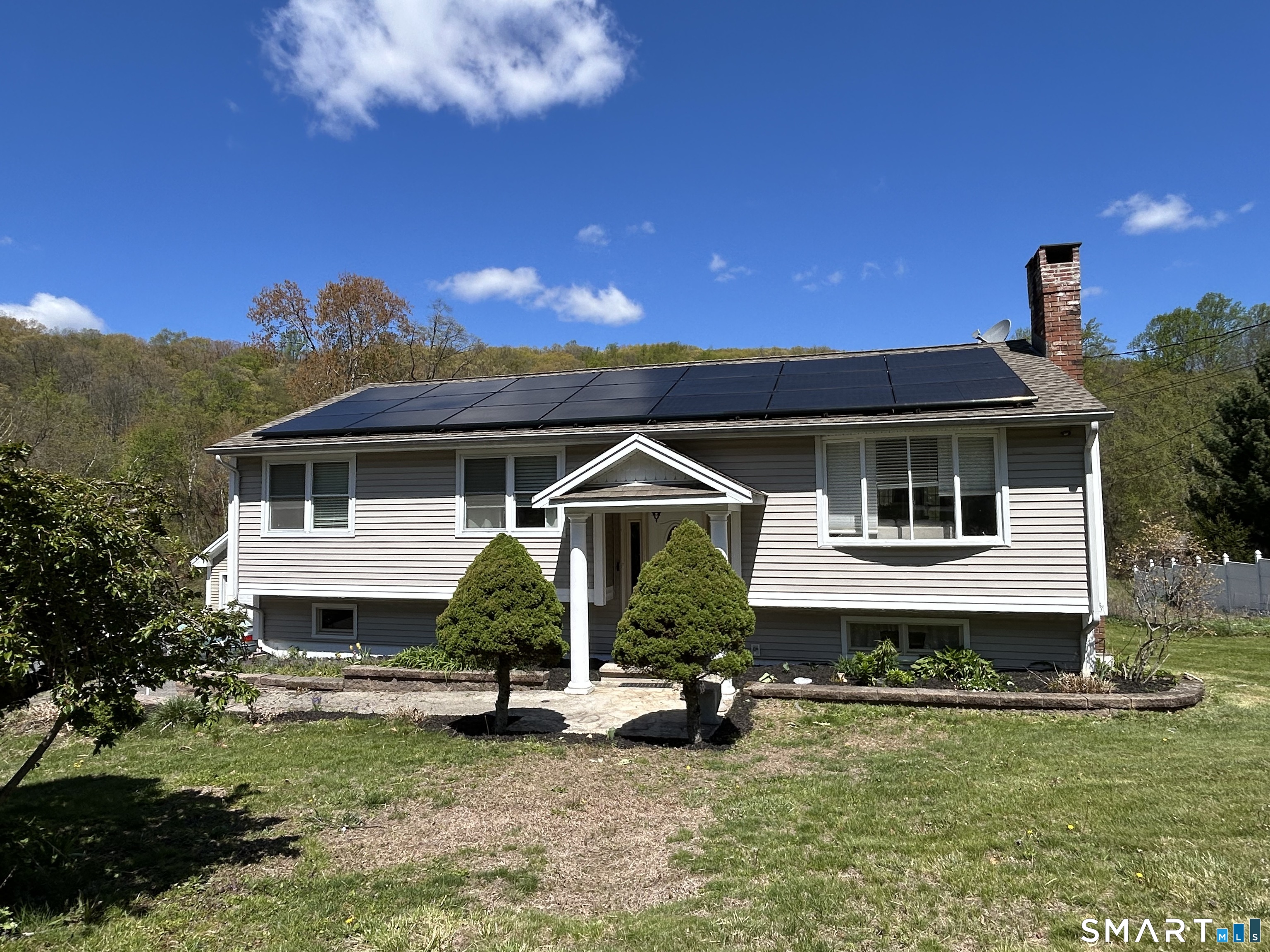 205 West Road Beacon Falls CT 06403