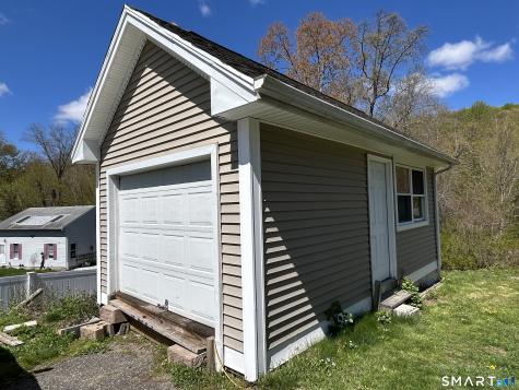 205 West Road Beacon Falls CT 06403