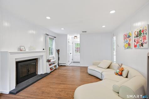 189 Fishing Trail Stamford CT 06903