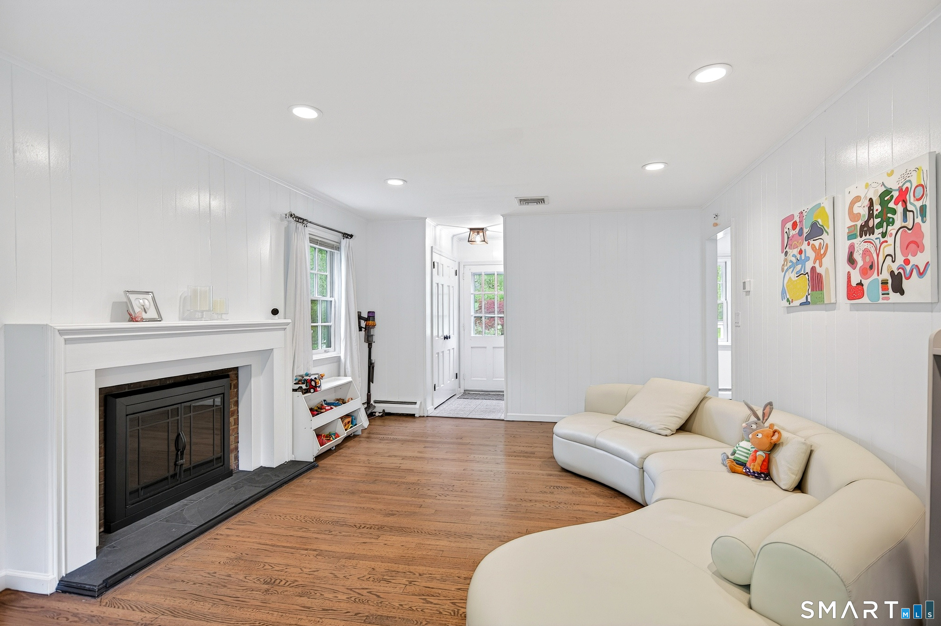189 Fishing Trail Stamford CT 06903