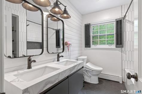 189 Fishing Trail Stamford CT 06903