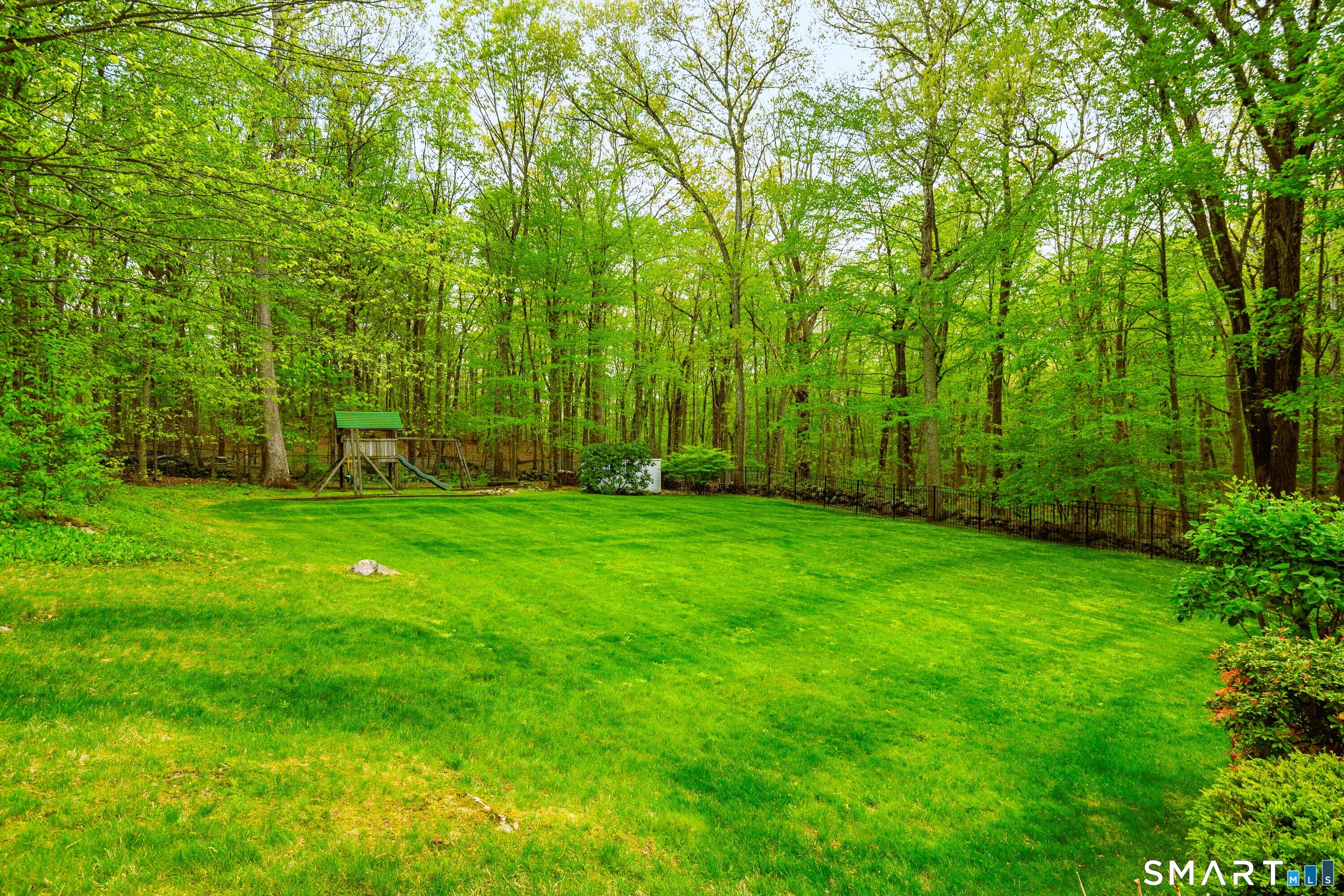 189 Fishing Trail Stamford CT 06903