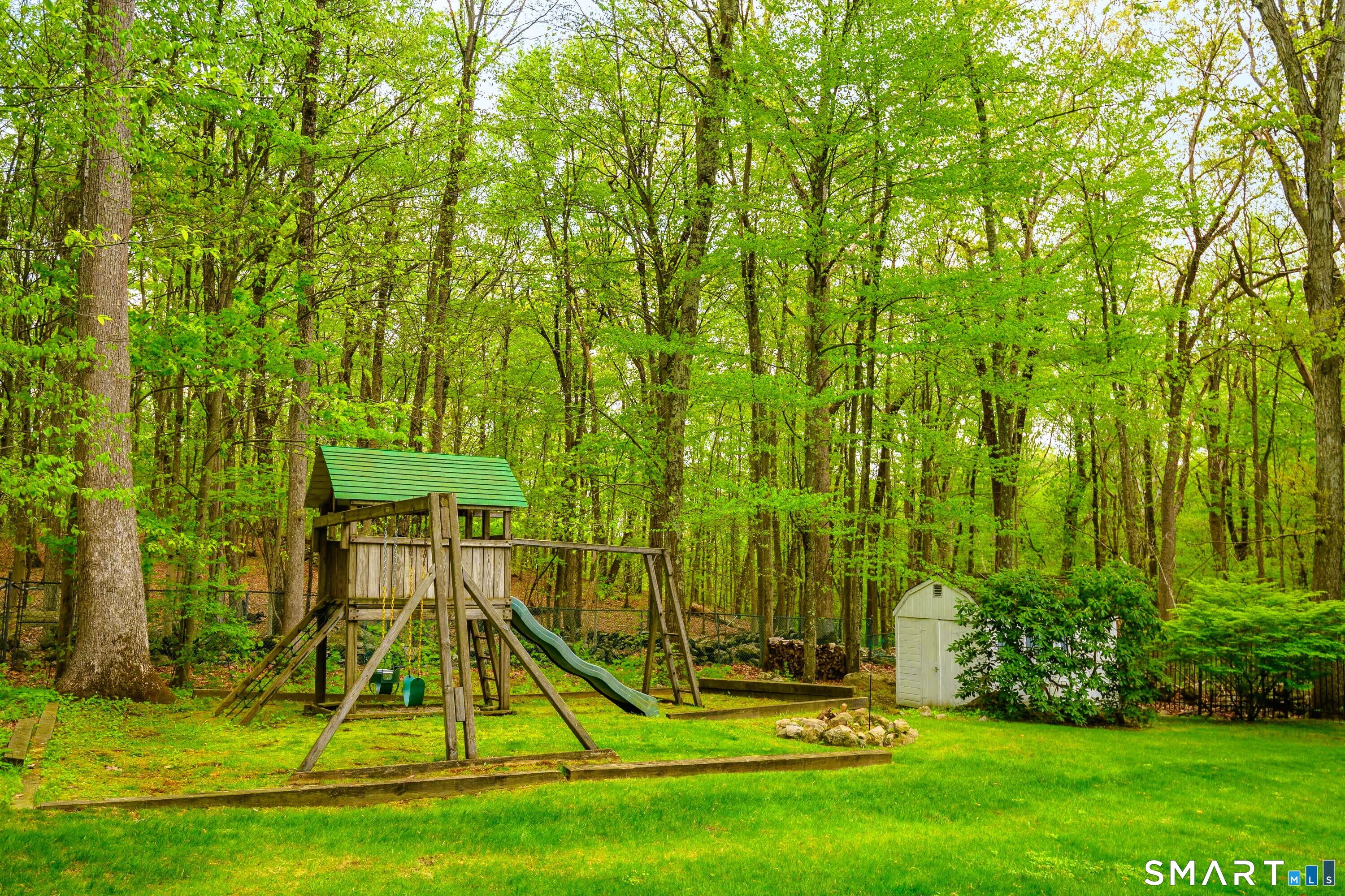 189 Fishing Trail Stamford CT 06903