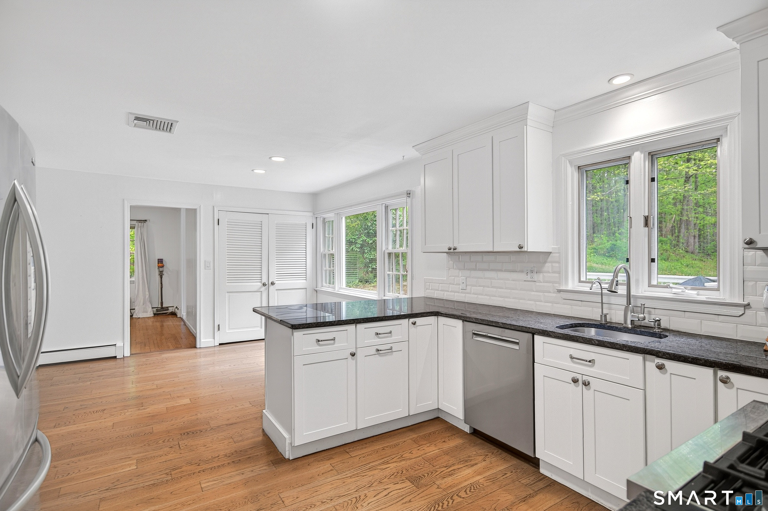 189 Fishing Trail Stamford CT 06903