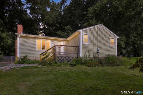 144 Woodland Drive Montville CT 06382