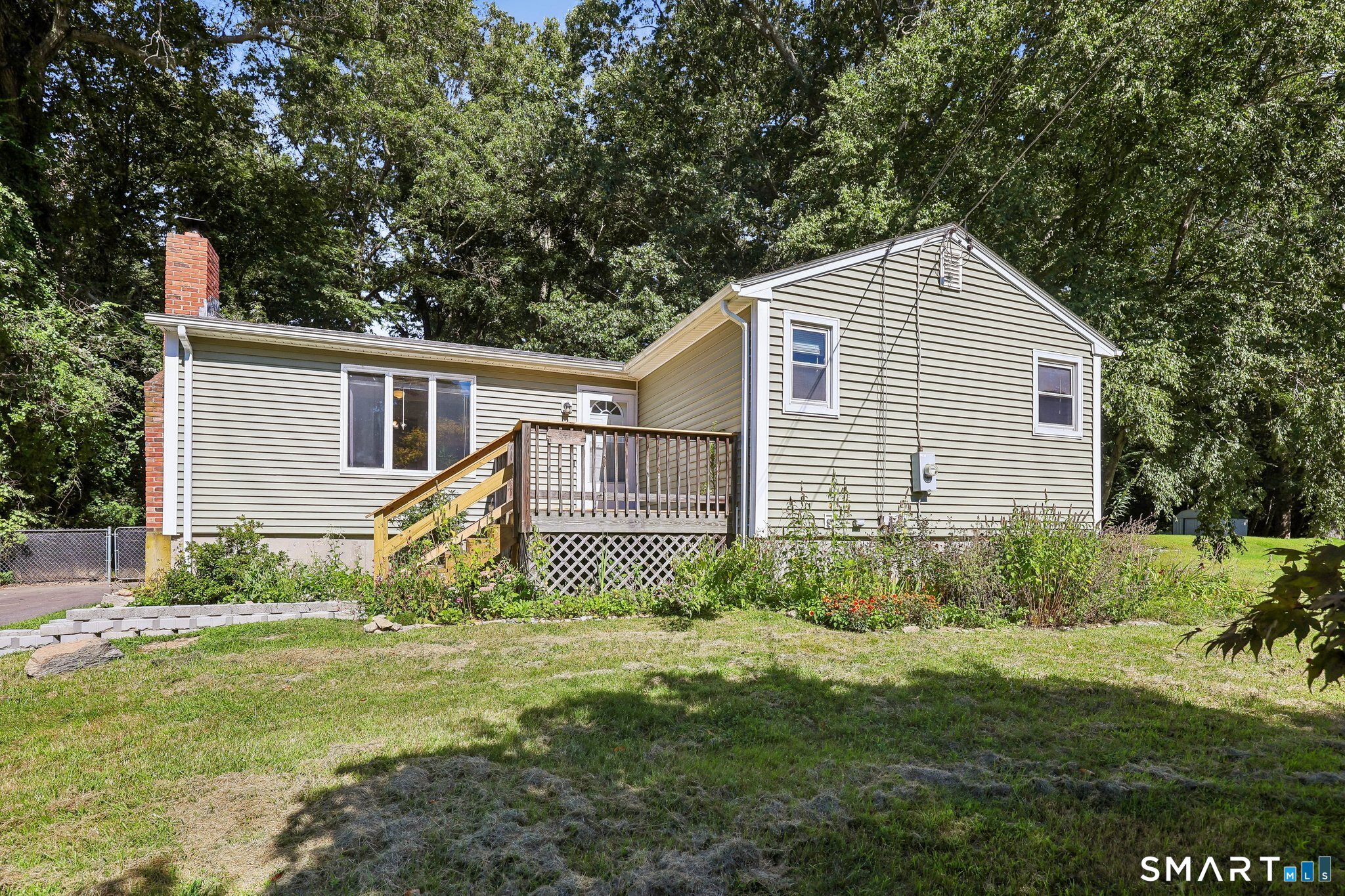 144 Woodland Drive Montville CT 06382